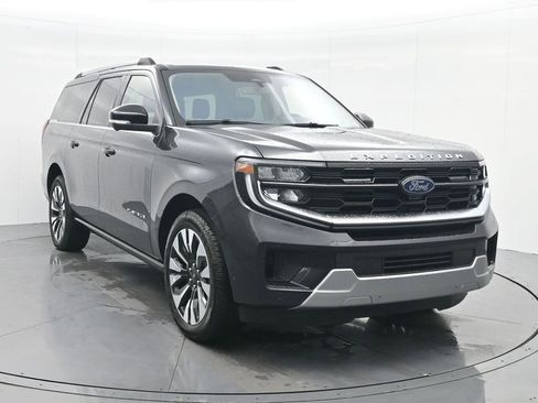 New 2025 Ford Expedition Max Platinum w/ Driver's Package image 4