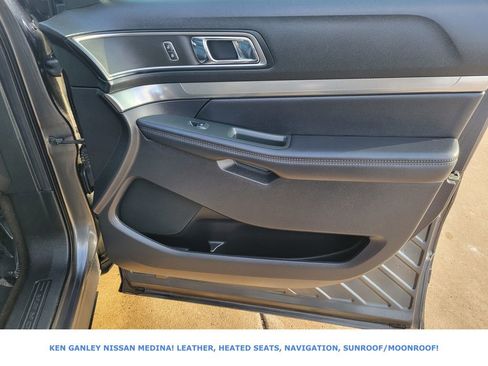 Used 2018 Ford Explorer XLT w/ Equipment Group 202A image 56