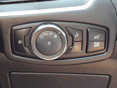 Used 2024 Ford Edge Titanium AWD/4WD image 14