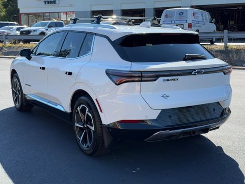 Used 2024 Chevrolet Equinox EV LT w/ Active Safety Package 3 image 6