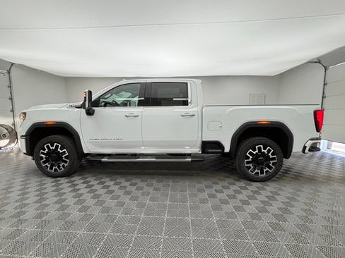 New 2026 GMC Sierra 2500 Denali w/ Denali Reserve Package AWD/4WD image 14