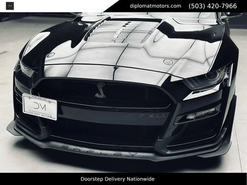 Used 2022 Ford Mustang Shelby GT500 w/ Technology Package RWD image 14