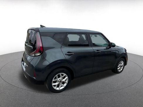 Used 2025 Kia Soul LX w/ LX Technology Package FWD image 15