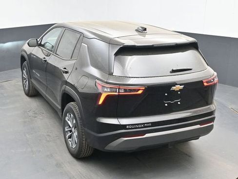 New 2026 Chevrolet Equinox LT w/ LPO, Floor Liner Package AWD/4WD image 37