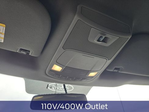Used 2015 Ford F150 XLT w/ Equipment Group 302A Luxury AWD/4WD image 32