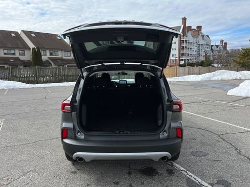 Certified 2025 Ford Escape Active image 28
