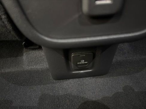 Used 2022 GMC Terrain Denali image 21