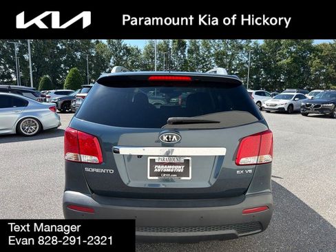 Used 2011 Kia Sorento EX w/ Premium Pkg FWD image 8