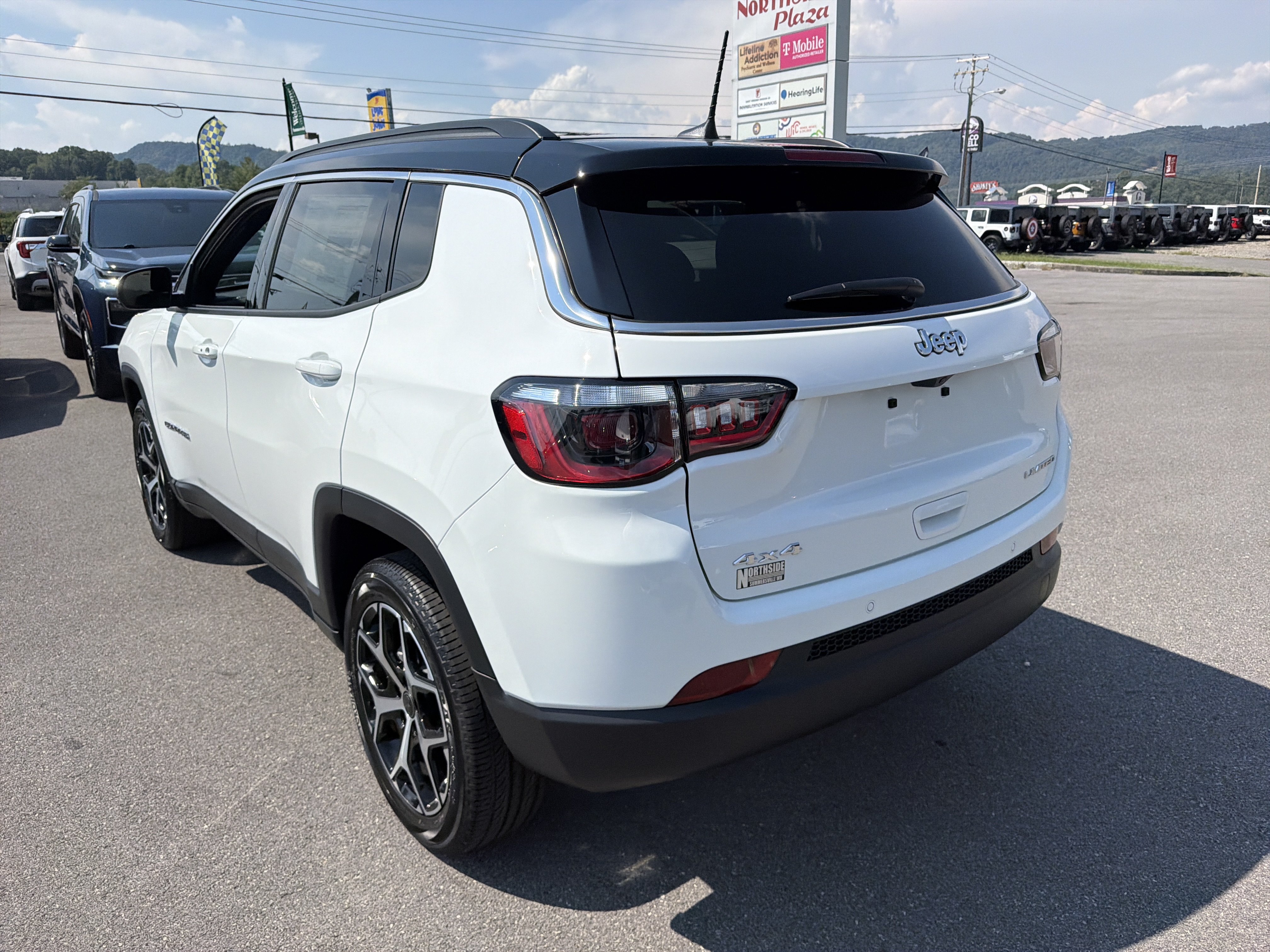 New 2026 Jeep Compass Limited AWD/4WD image 8