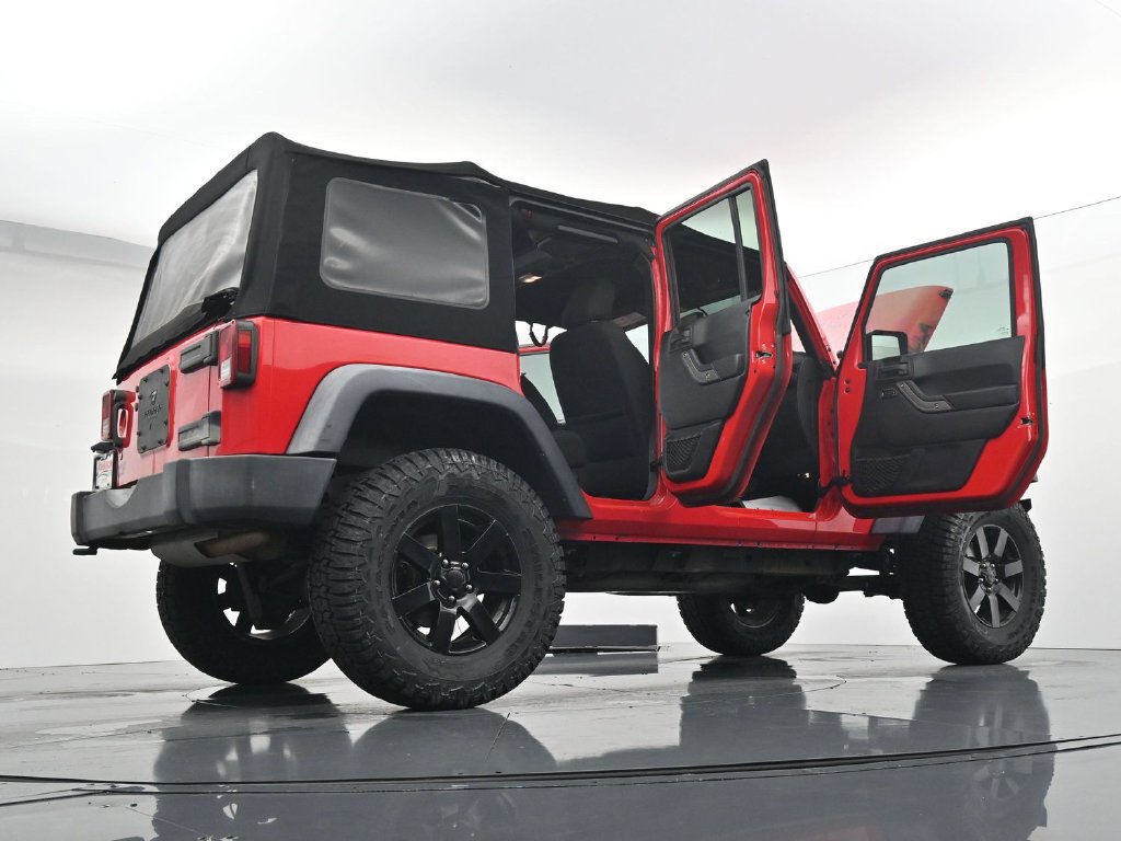 Used 2018 Jeep Wrangler Unlimited Sport S AWD/4WD image 42