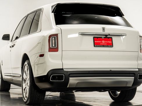 Used 2020 Rolls-Royce Cullinan image 7