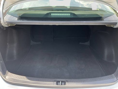 Used 2023 Toyota Corolla LE FWD image 17