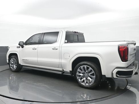 Used 2022 GMC Sierra 1500 Denali w/ Denali Reserve Package image 3