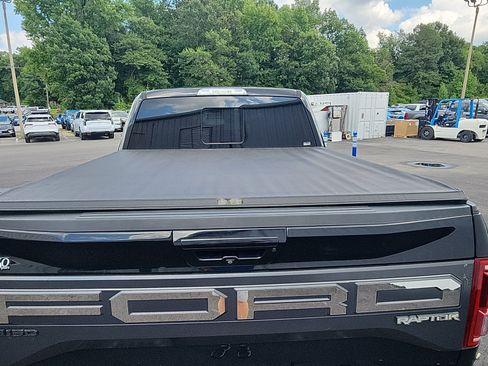 Used 2017 Ford F150 Raptor w/ Equipment Group 802A Luxury AWD/4WD image 26