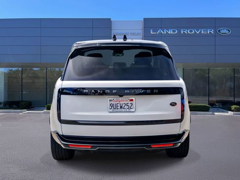 Certified 2023 Land Rover Range Rover Long Wheelbase SE AWD/4WD image 5