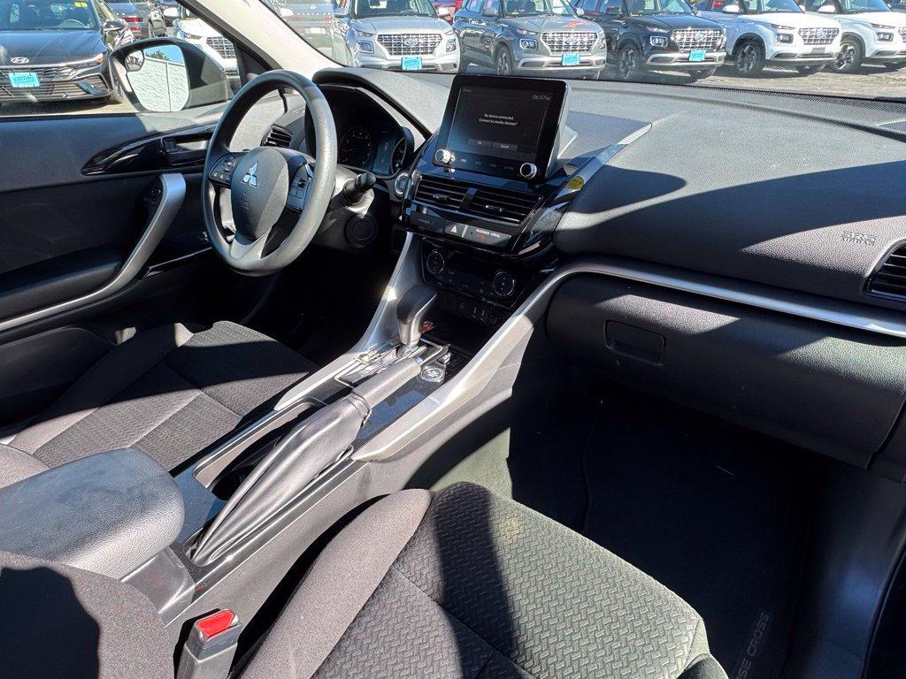Used 2024 Mitsubishi Eclipse Cross LE AWD/4WD image 28