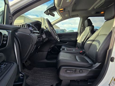 Used 2022 Honda Odyssey Touring image 21