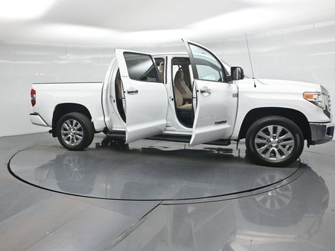 Used 2015 Toyota Tundra Limited w/ Limited Premium Package AWD/4WD image 33