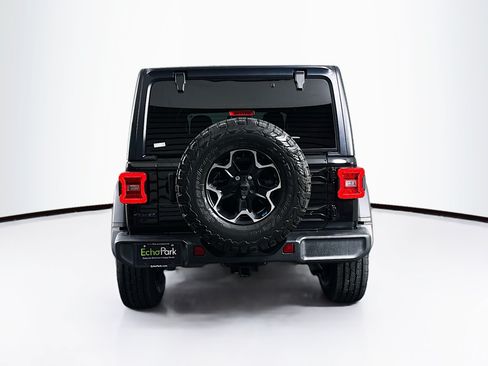 Used 2022 Jeep Wrangler Unlimited Rubicon 4xe AWD/4WD image 7