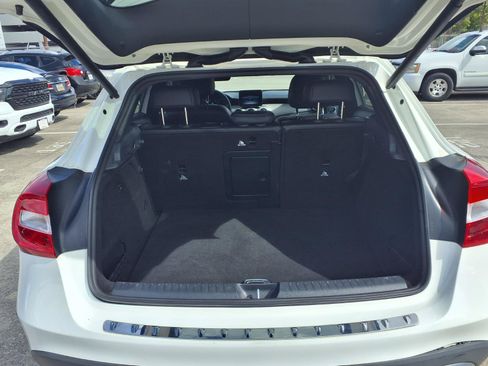 Used 2018 Mercedes-Benz GLA 250 image 21
