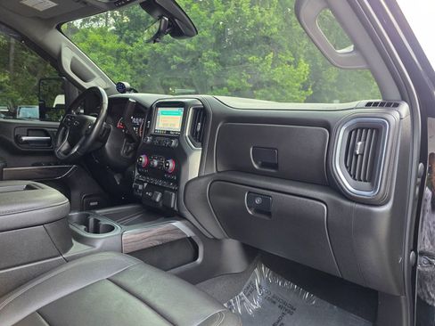 Used 2022 Chevrolet Silverado 2500 LTZ w/ LTZ Plus Package AWD/4WD image 36