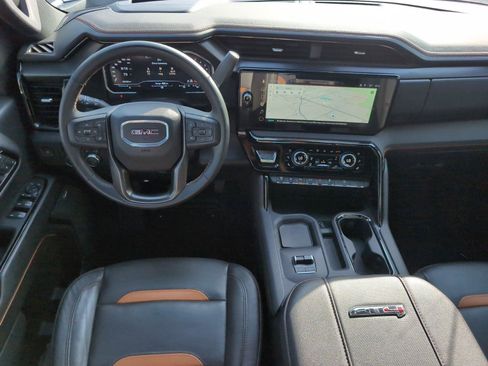 Used 2024 GMC Sierra 2500 AT4 w/ Technology Package AWD/4WD image 31