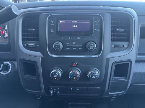 Used 2014 RAM 2500 Tradesman w/ Chrome Appearance Group image 14