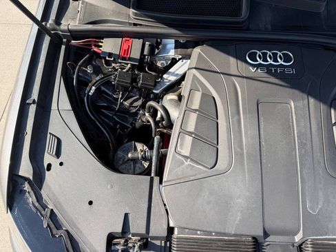 Used 2019 Audi Q7 3.0T Premium Plus w/ Premium Plus Package AWD/4WD image 13