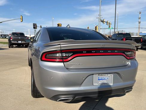Used 2015 Dodge Charger SXT w/ Plus Group image 13