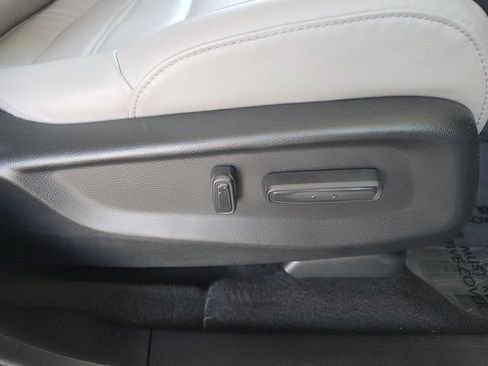Used 2017 Honda CR-V EX-L image 11
