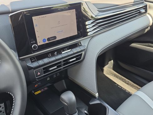 Used 2026 Toyota Camry SE w/ Convenience Package FWD image 17