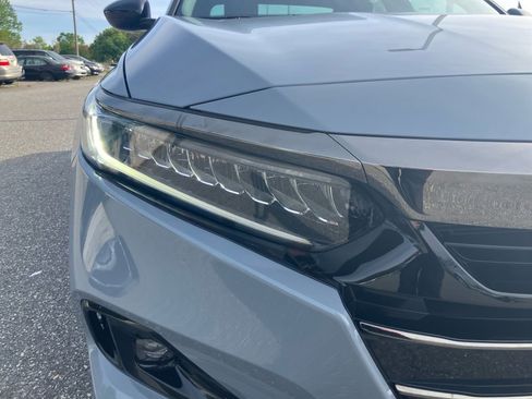 Certified 2022 Honda Accord Sport image 24