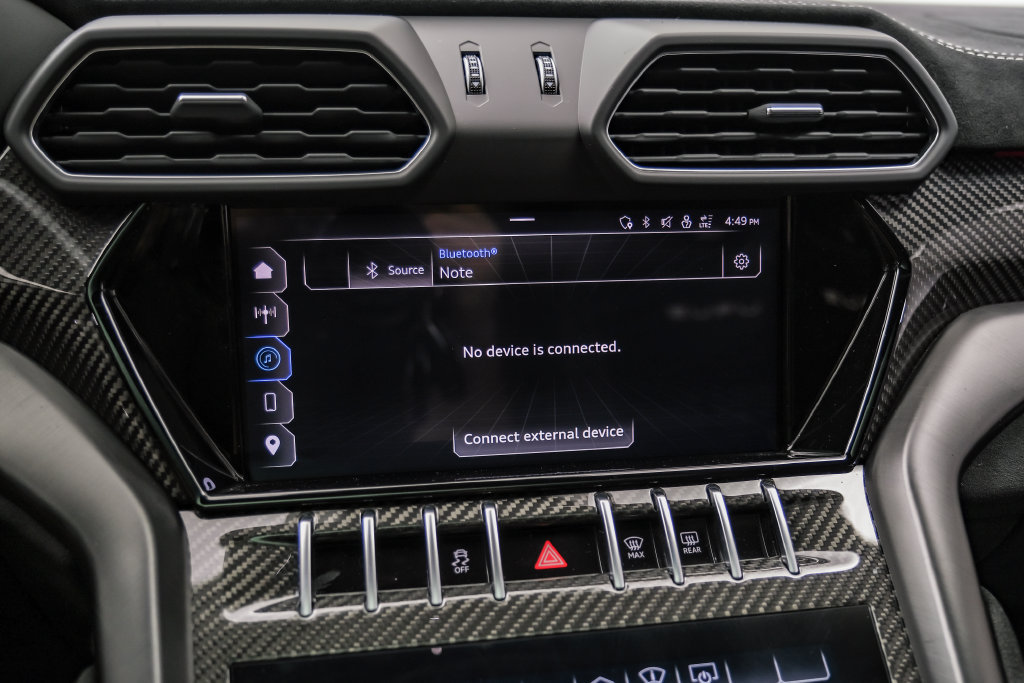 Used 2023 Lamborghini Urus Performante AWD/4WD image 31