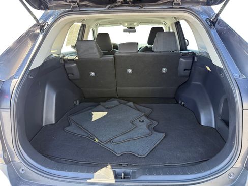 Used 2025 Toyota RAV4 LE AWD/4WD image 17