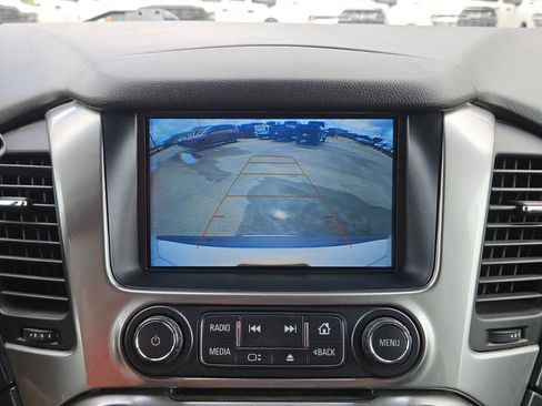 Used 2018 Chevrolet Suburban LT AWD/4WD image 18