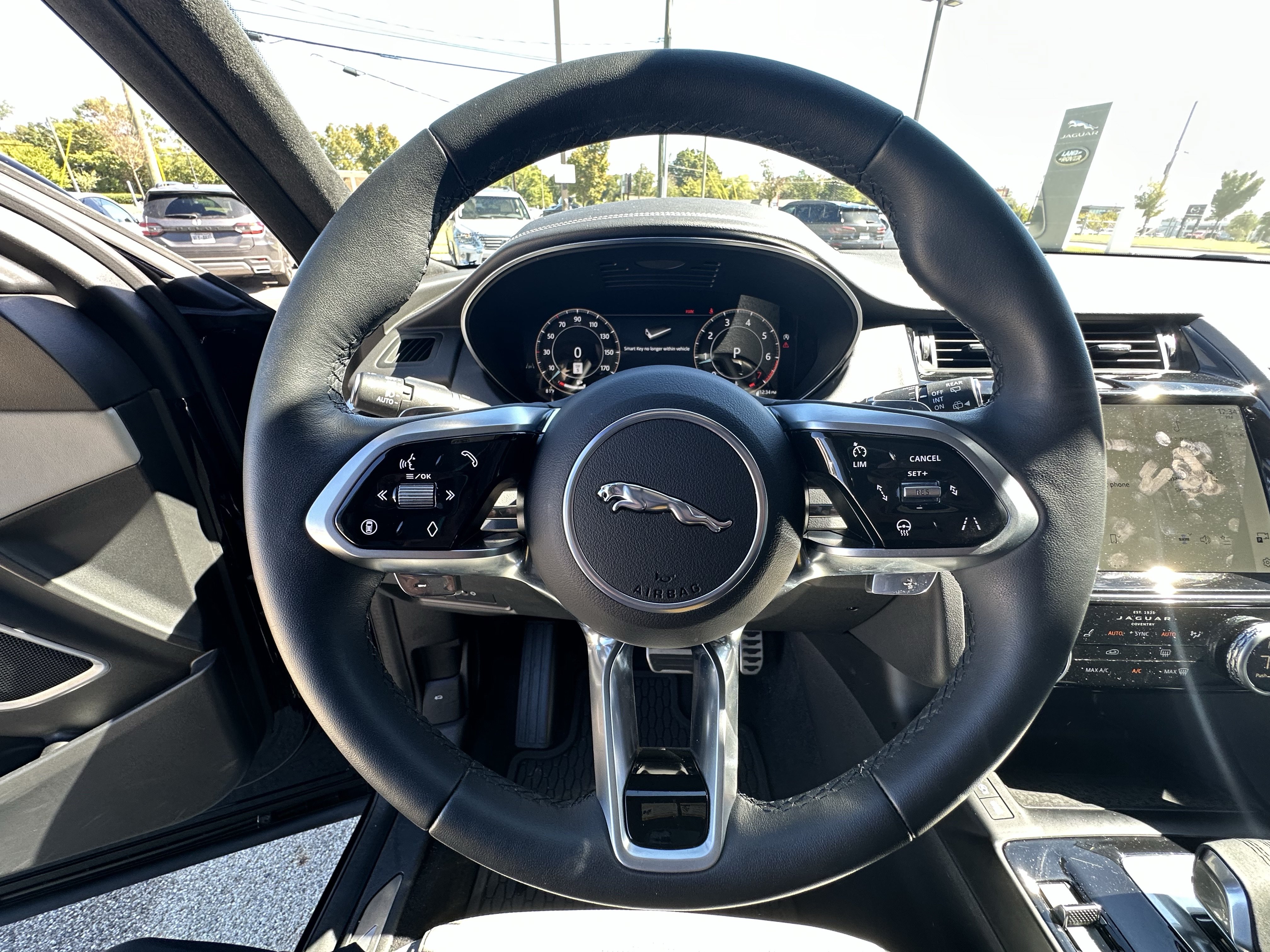 Used 2024 Jaguar E-PACE R-Dynamic SE AWD/4WD image 21
