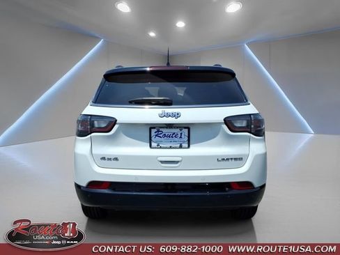 Used 2025 Jeep Compass Limited w/ Elite Group AWD/4WD image 5