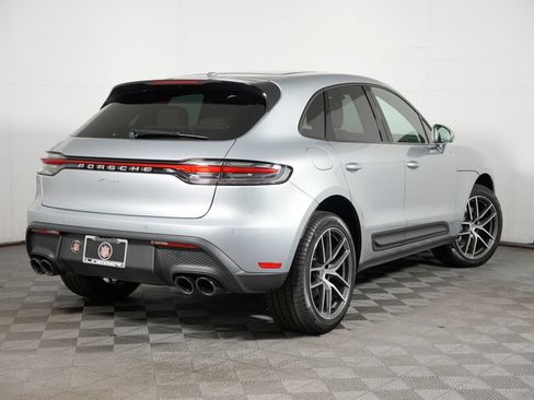 Certified 2025 Porsche Macan AWD/4WD image 7