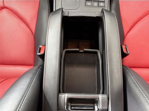 Certified 2024 Toyota Highlander XSE image 35