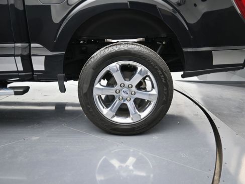 Used 2022 Ford F150 XLT w/ Equipment Group 302A High image 9