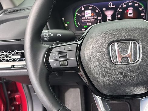 Used 2023 Honda Accord Touring image 17