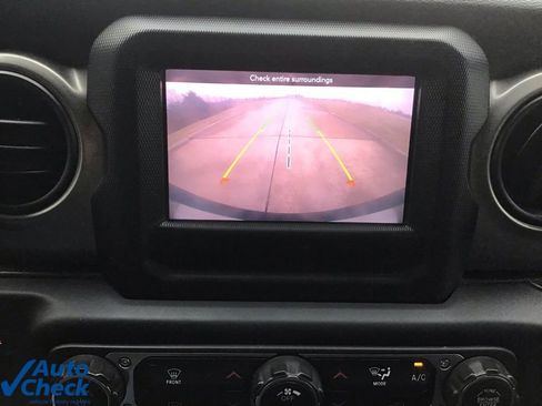 Used 2021 Jeep Wrangler Unlimited Sport image 41