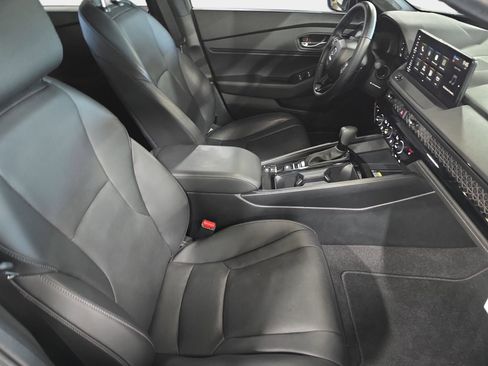 Used 2025 Honda Accord Sport image 10