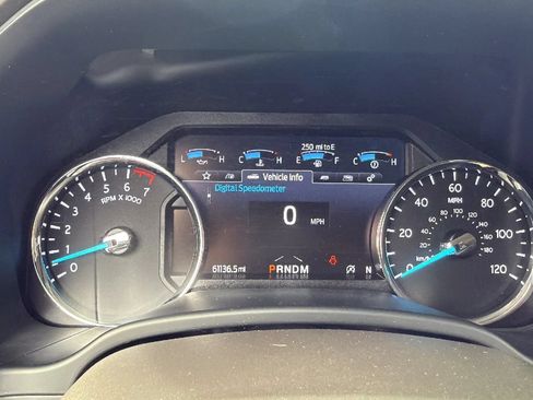 Used 2020 Ford Expedition XLT w/ Equipment Group 202A RWD image 11
