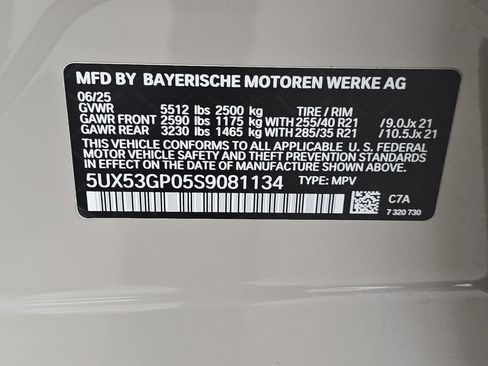 Used 2025 BMW X3 xDrive30i w/ Premium Package image 34