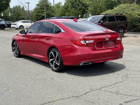 Used 2018 Honda Accord Sport image 4