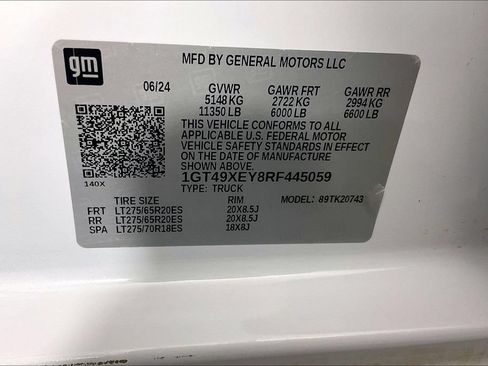 Certified 2024 GMC Sierra 2500 Denali Ultimate AWD/4WD image 17