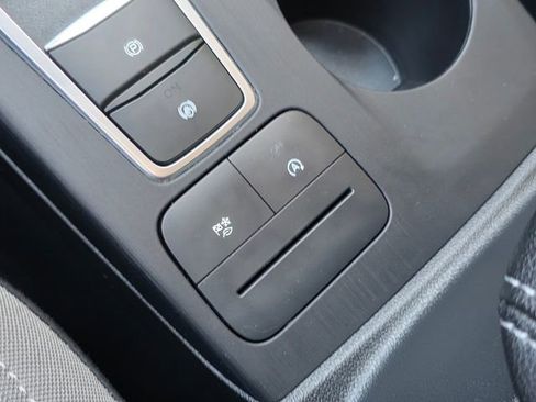 Used 2022 Ford Escape SE w/ Convenience Package image 23