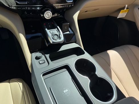 Used 2026 Acura MDX SH-AWD image 27