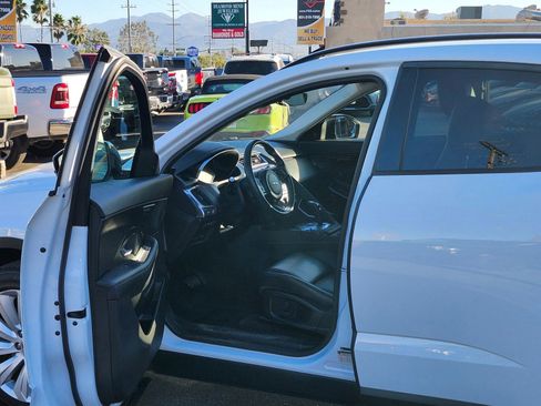 Used 2020 Jaguar E-PACE SE image 13